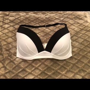 👙 Victoria’s Secret Bikini Top